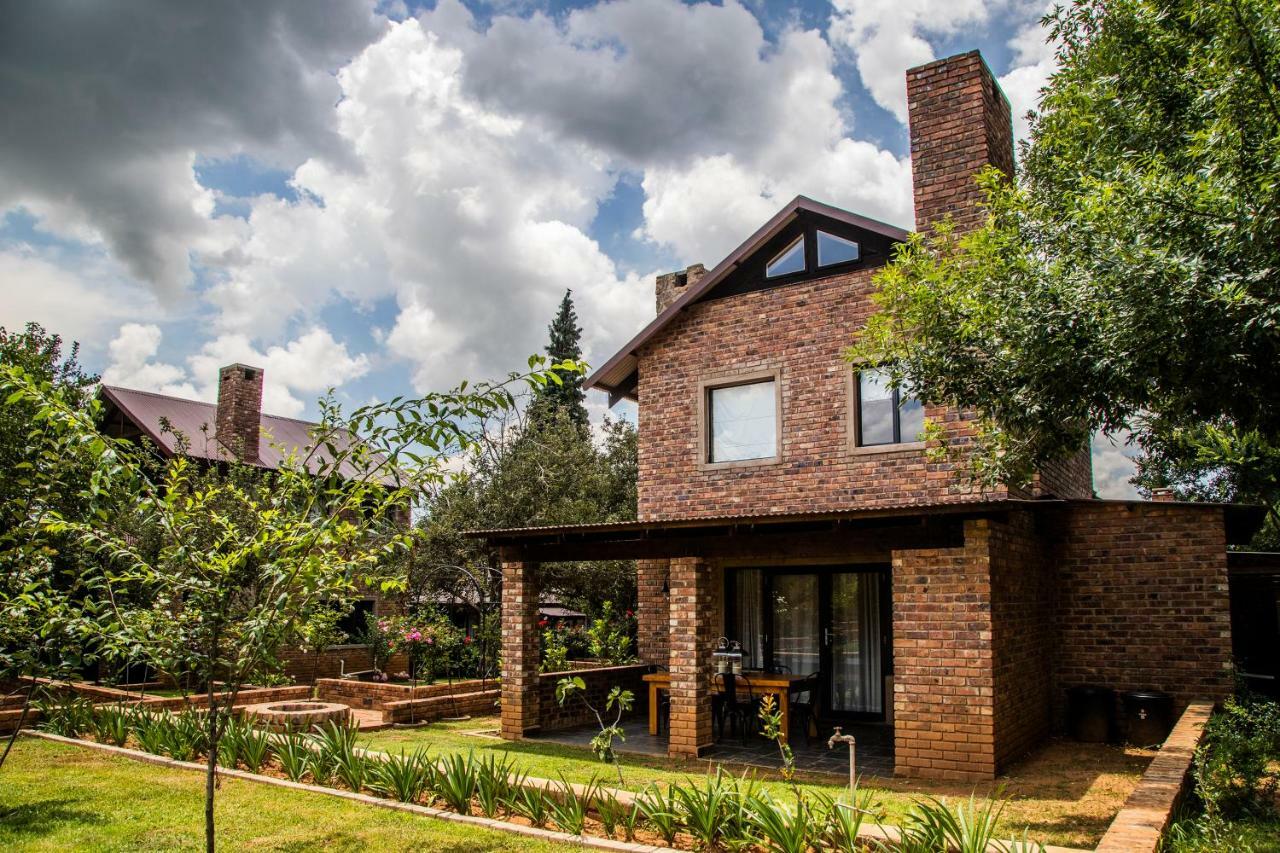 Tarry-Stone Cottages Dullstroom Εξωτερικό φωτογραφία